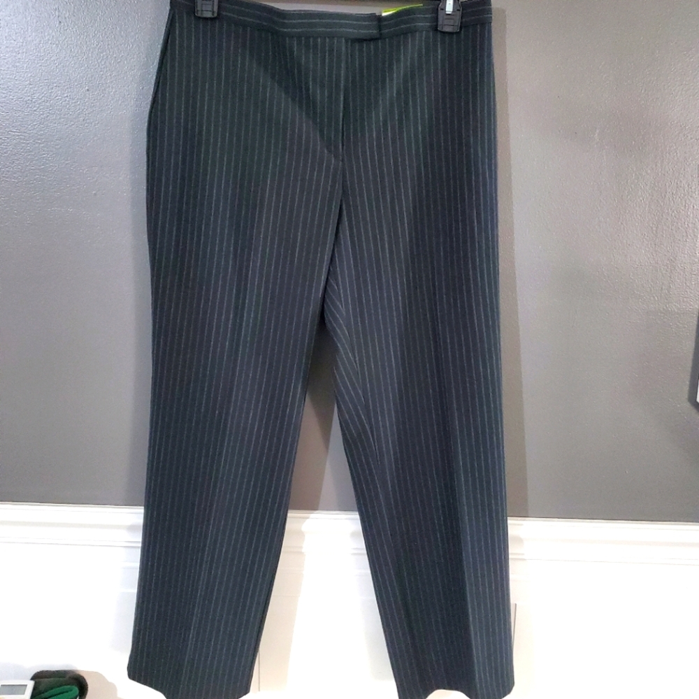 SAG HARBOR Slimming Menswear Pinstripe Pant 14P